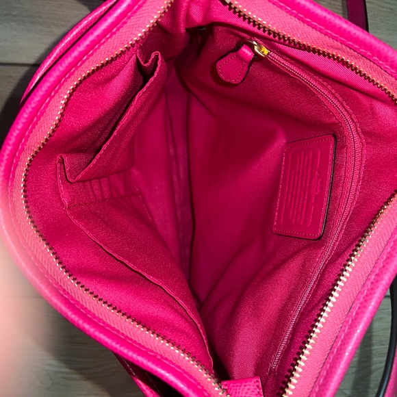 NWT - Authentic Coach Signature File Crossbody Bag - Picture 9 of 15